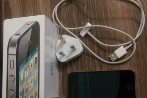 苹果4s使用8.1系统的优势与劣势分析（解读苹果4s在8.1系统上的表现及用户体验）
