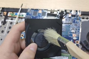 华硕笔记本k455清灰教程（详解华硕笔记本k455清灰步骤，轻松解决发热问题）