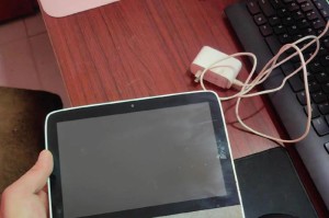 音箱插上电脑开不了机,电脑插音箱后无法开机故障排查指南