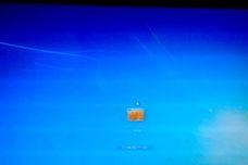 电脑显示器间歇性黑屏,电脑显示器间歇性黑屏现象解析与应对策略