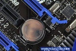 电脑主板没电了开不了机,电脑开机无望的解决方案探析